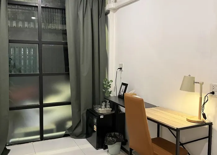 Pensión Ren Asoke L 8 Min To Bts&mrt Sukhumvit Bangkok